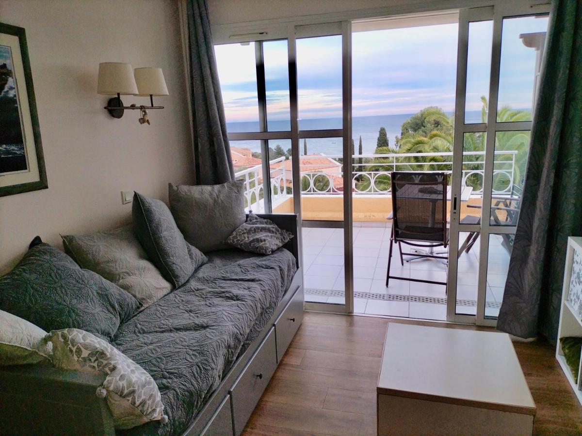 Superbe Appartement Avec Vue Mer Et Piscine Saint-Raphael  Exterior photo